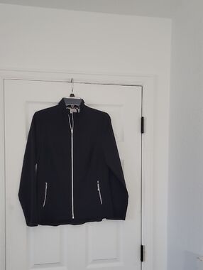 Women's Black Zip-Front Long Sleeve Jacket